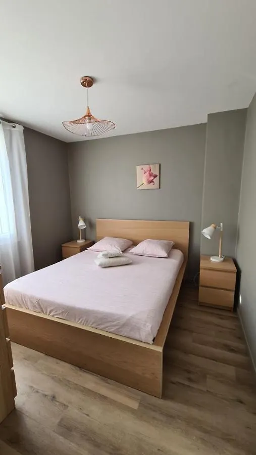 Appartement moderne de 54 m, 2 chambres La Seyne-sur-Mer 0*,